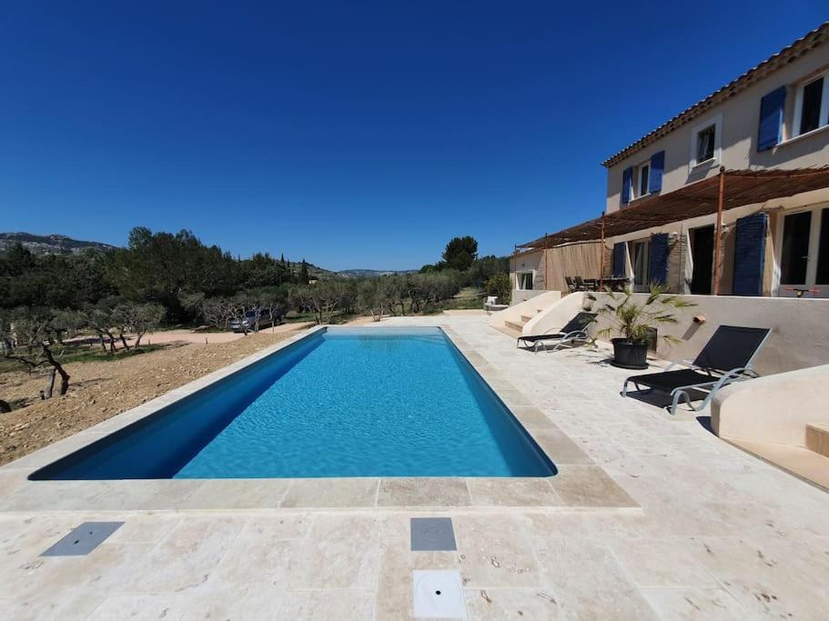 Havre De Paix Au Bord Des Alpilles Holiday home